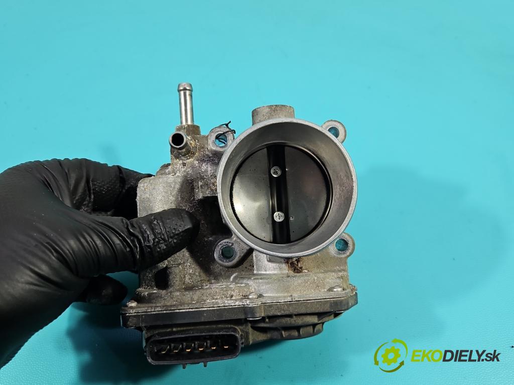 Toyota Auris II 2012-2018 1.6 16V 132  HP manual 97 kW 1598 cm3 5- klapka 22030-0T050 (Škrtiaca klapka)