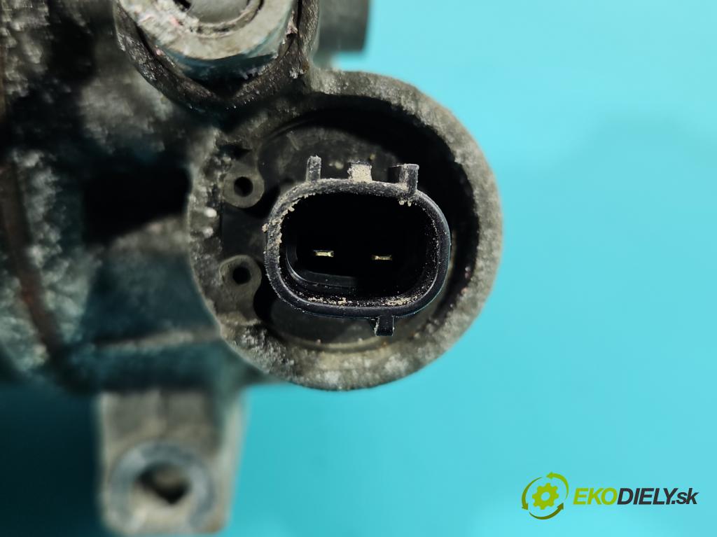 Toyota Auris II 2012-2018 1.6 16V 132  HP manual 97 kW 1598 cm3 5- Kompresor: klimatizácie 447280-6574 (Kompresor klimatizácie)