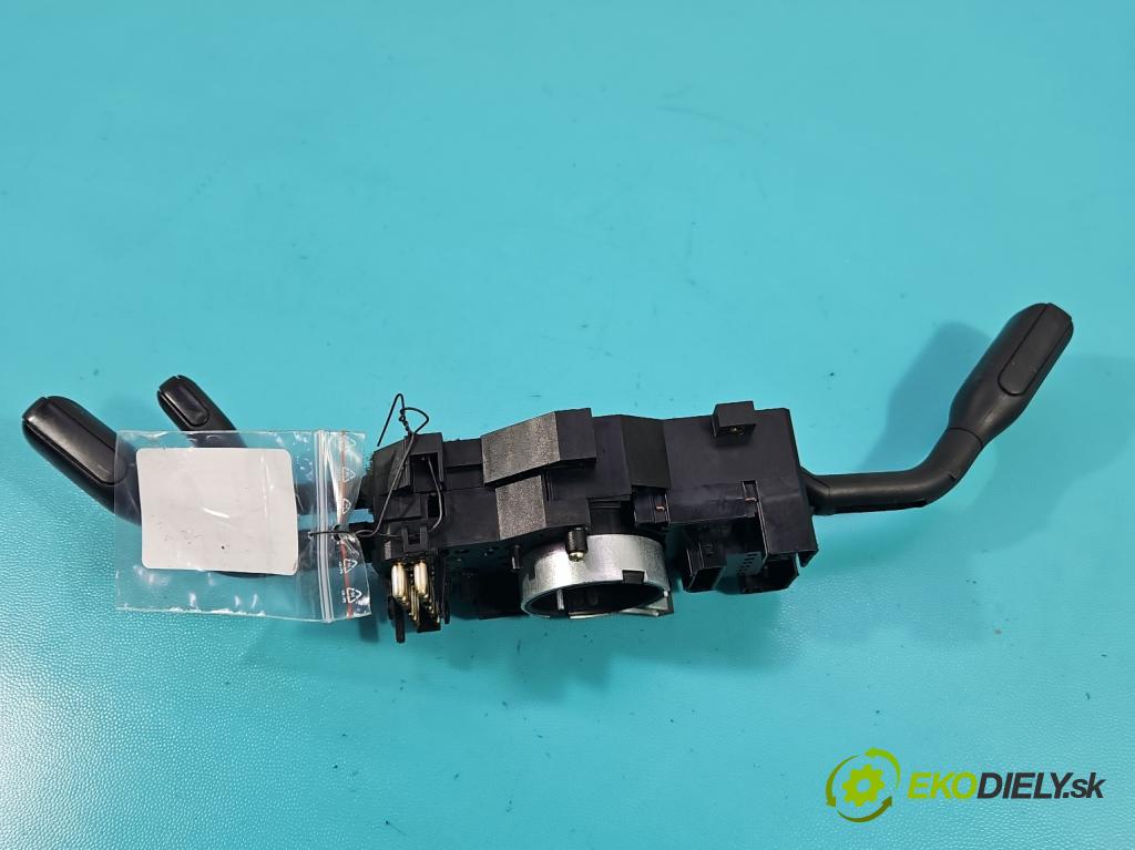 Audi A4 B5 1994-2001 1.9 tdi 90 HP manual 66 kW 1896 cm3 4- prepínač komplex: 4D0953513D (Prepínacie páčky pod volantom)