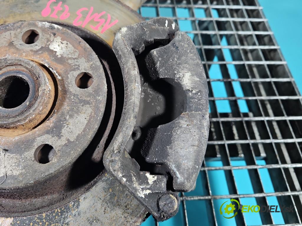 Audi A4 B5 1994-2001 1.9 tdi 90 HP manual 66 kW 1896 cm3 4- brzdič predné ľavý  (Kľučka dverí ostatné)