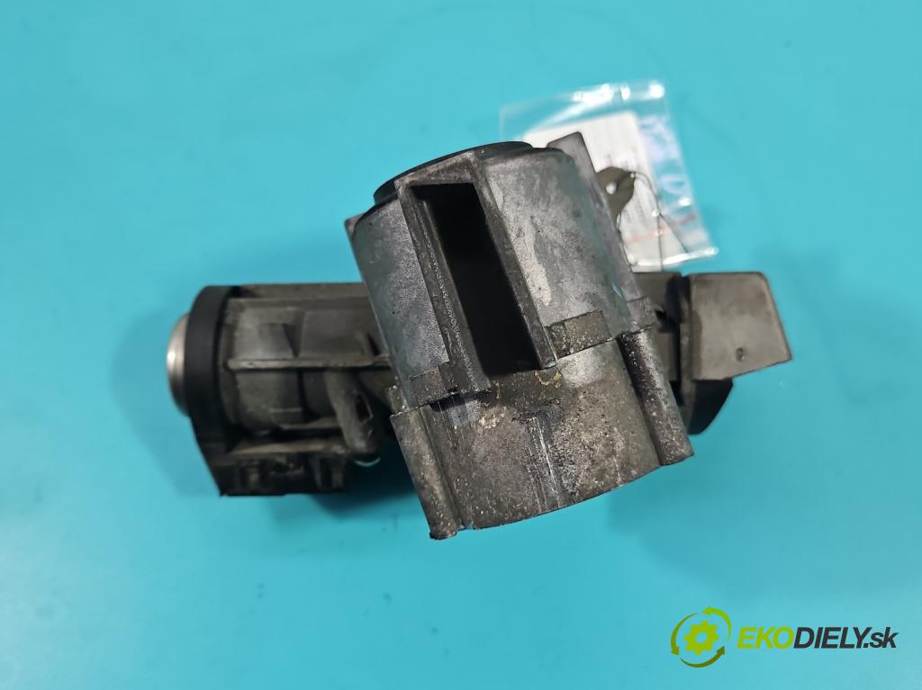 Ford Focus Mk1 1998-2004 1.8 tdci 116 HP manual 85 kW 1753 cm3 5- Spínačka  (Spínacia skrinka)