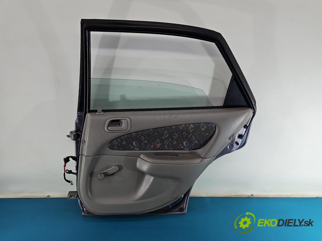 Toyota Corolla E11 1997-2002 1.4 16V 86 hp manual 63 kW 1332 cm3 5- dveře zadní pravé  (Klika dveří ostatní)