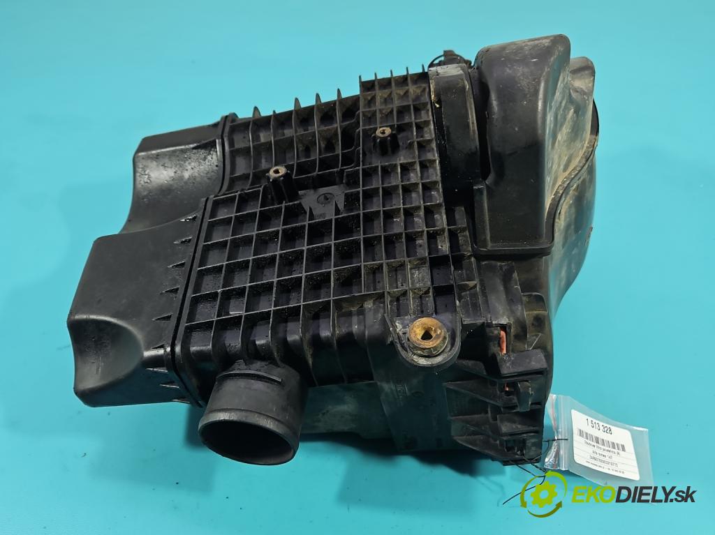 Alfa romeo 147 1.9 jtd 120 HP manual 88 kW 1910 cm3 5- obal filtra vzduchu 46794400 (Obal vzduchového filtra)