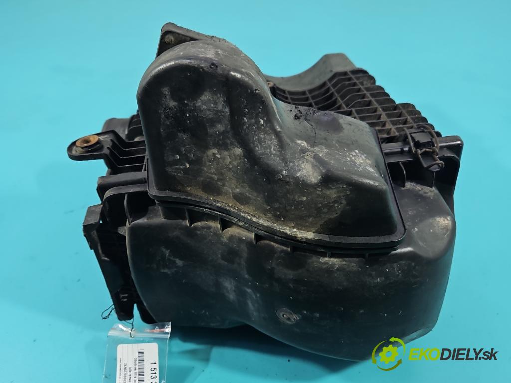 Alfa romeo 147 1.9 jtd 120 HP manual 88 kW 1910 cm3 5- obal filtra vzduchu 46794400 (Obal vzduchového filtra)