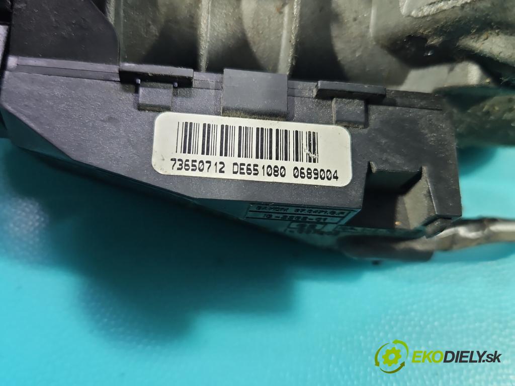 Toyota Avensis I T22 1997-2003 2.0 TD 90 HP manual 66 kW 1975 cm3 5- Spínačka 73650712 (Spínacia skrinka)