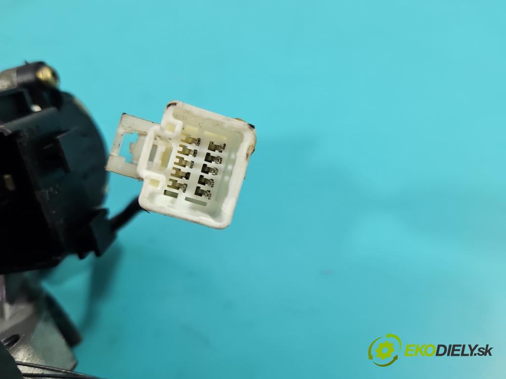 Toyota Avensis I T22 1997-2003 2.0 TD 90 HP manual 66 kW 1975 cm3 5- Spínačka 73650712 (Spínacia skrinka)