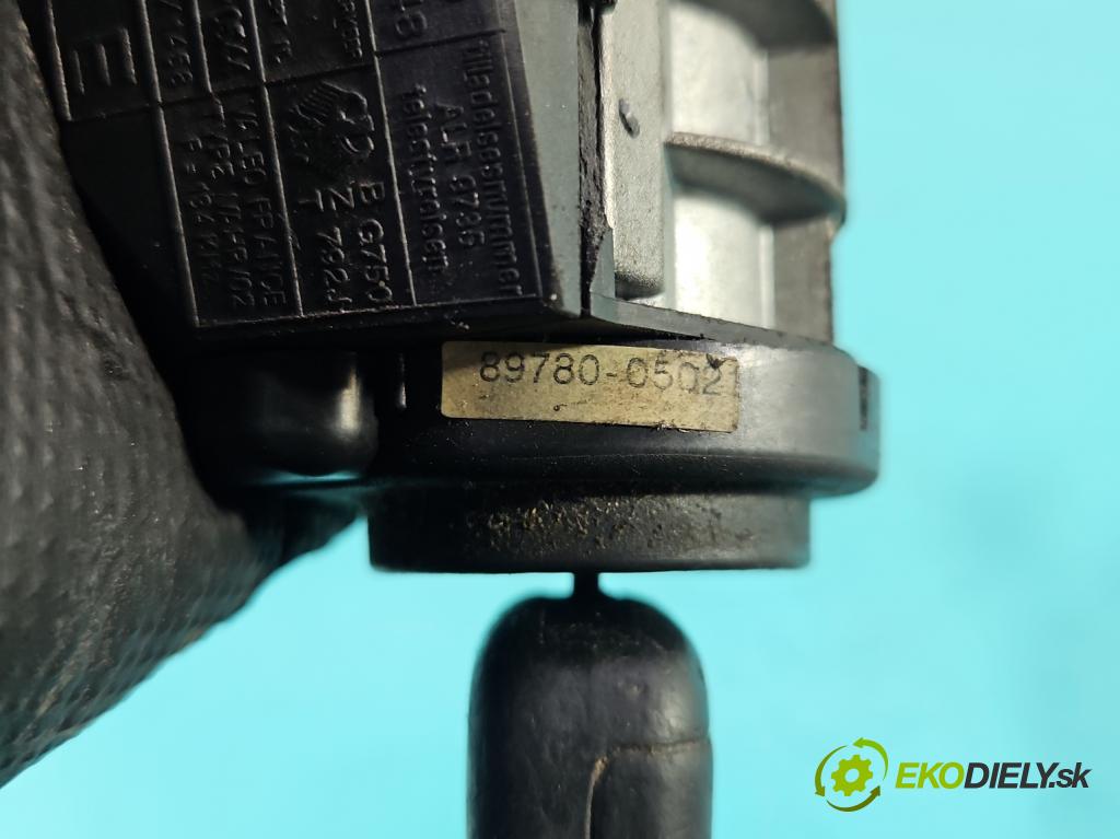 Toyota Avensis I T22 1997-2003 2.0 TD 90 HP manual 66 kW 1975 cm3 5- Spínačka 73650712 (Spínacia skrinka)