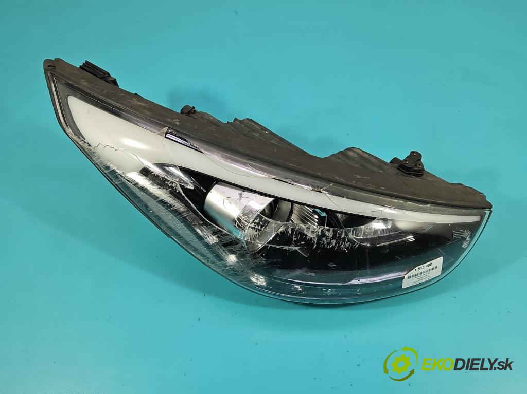 Hyundai Ix35 2.0 crdi 136 HP manual 100 kW 1995 cm3 5- Reflektor: pravý  (Svetlo predné pravé)