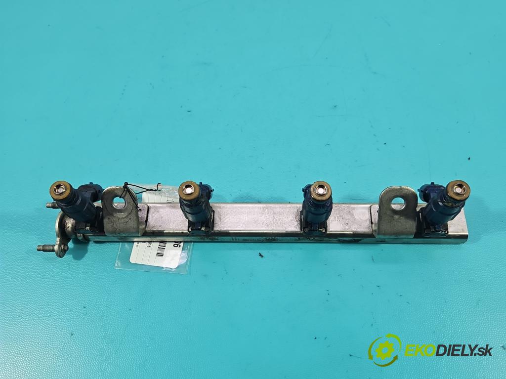 Hyundai I30 II 2012-2016 1.4 16V 100 HP manual 73.2 kW 1396 cm3 5- vstrek 35310-2B000 (Vstrekovač paliva)