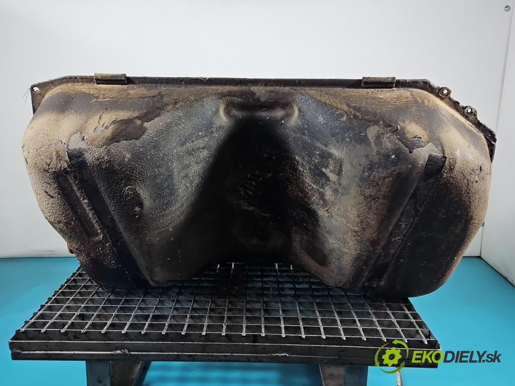 Suzuki Grand Vitara II 2005-2014 2.0 16V 140 hp manual 103 kW 1995 cm3 5- Nádrž: paliva  (Palivová nádrž)