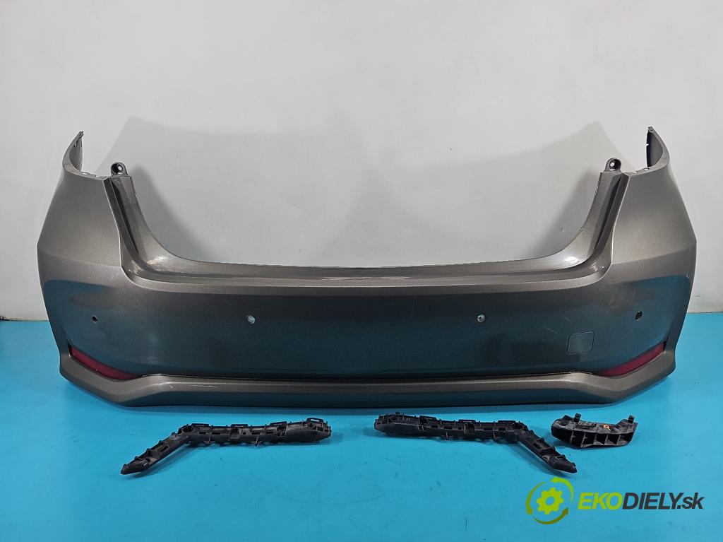 Toyota Corolla E21 2019- 1.8 16V 98 hp automatic 72 kW 1798 cm3 4- nárazník zadní  (Klika dveří ostatní)