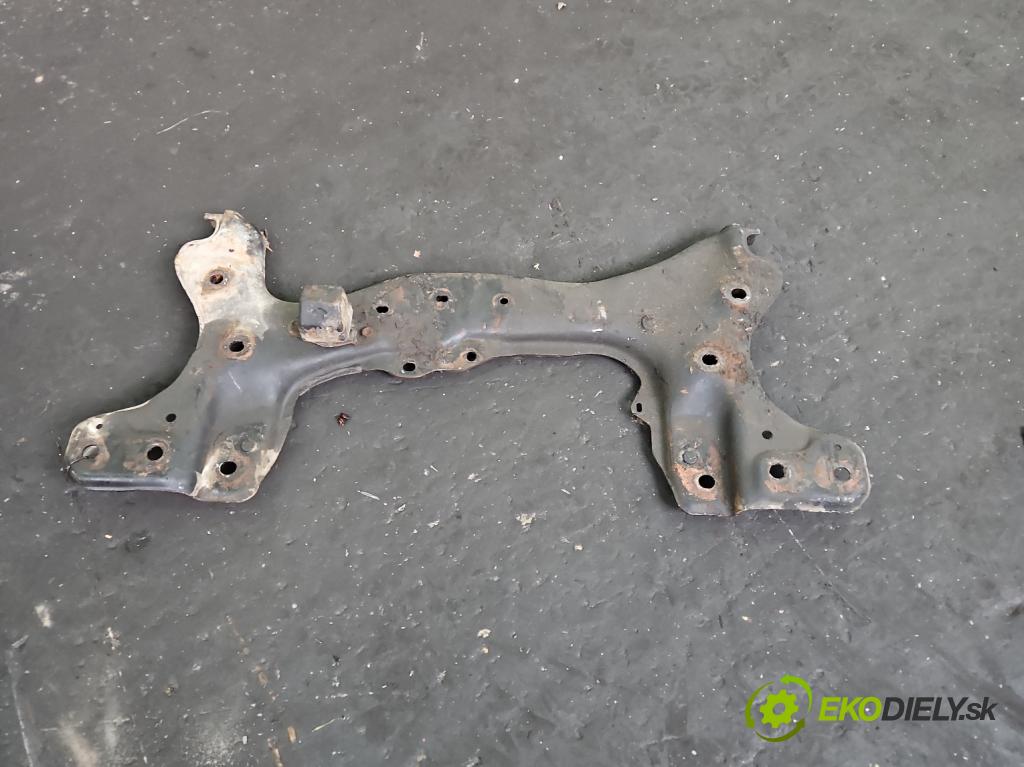 Toyota Corolla E11 1997-2002 1.4 16V 86 HP manual 63 kW 1332 cm3 5- výstuha motora