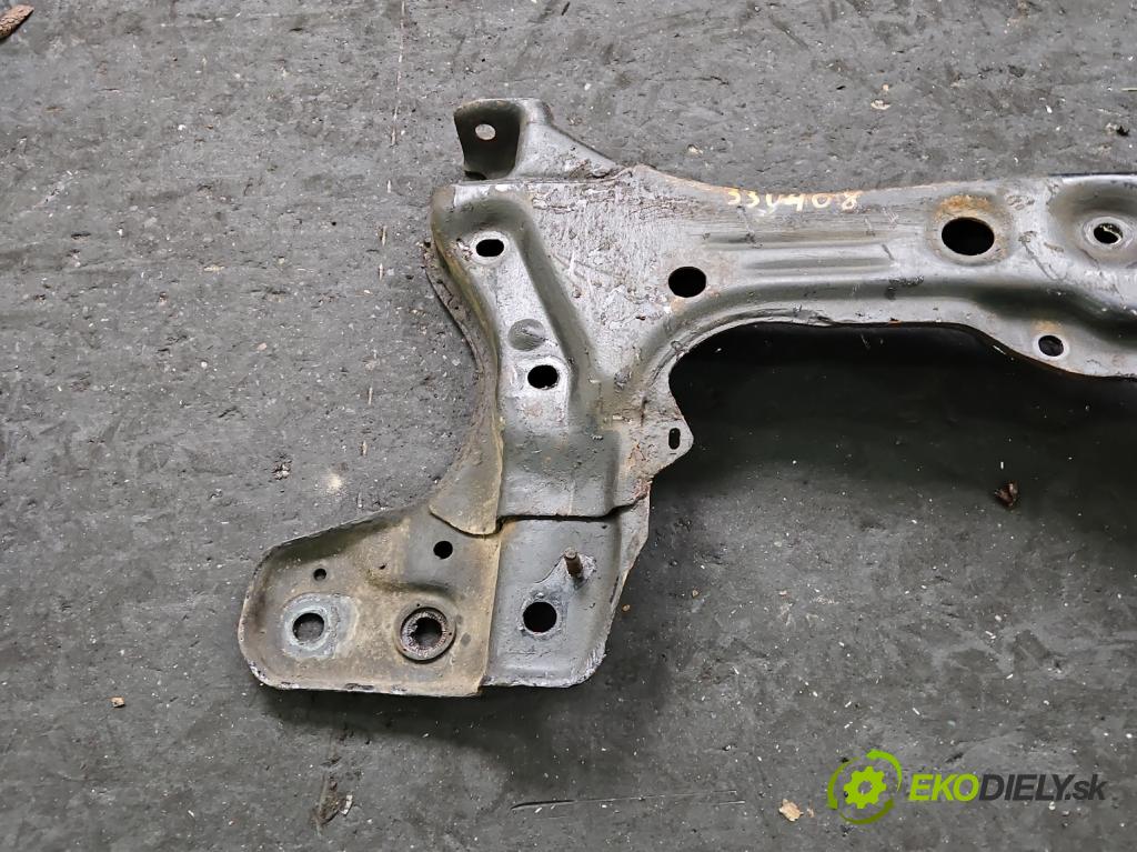 Toyota Corolla E11 1997-2002 1.4 16V 86 HP manual 63 kW 1332 cm3 5- výstuha motora
