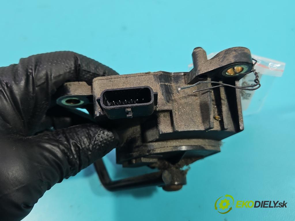 Renault Scenic II 2003-2009 2.0 16V 133 HP manual 98 kW 1998 cm3 5- pedal plyn potenciometr: 8200159645