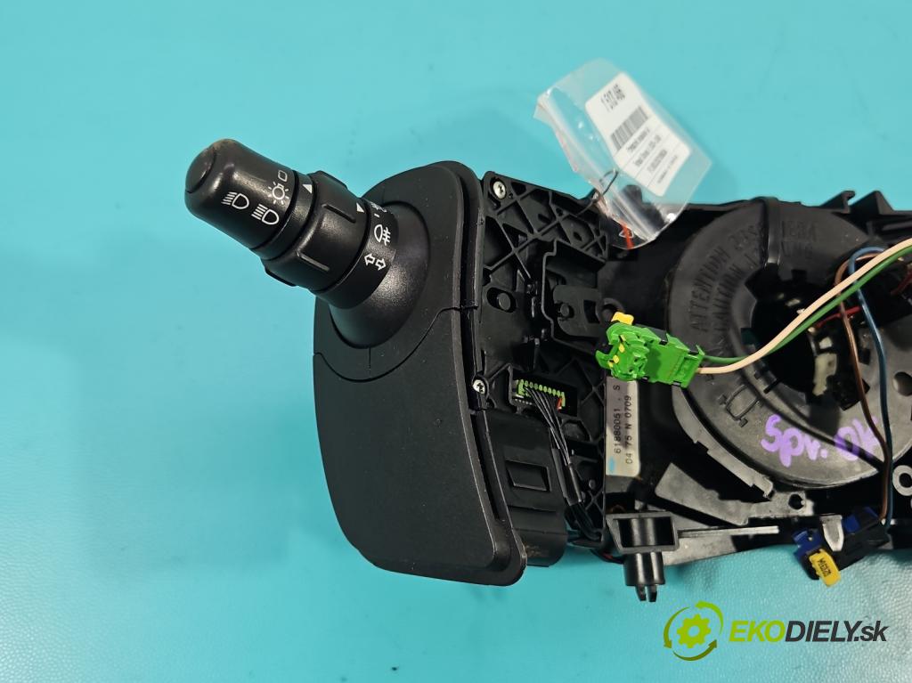 Renault Scenic II 2003-2009 2.0 16V 133 HP manual 98 kW 1998 cm3 5- prepínač komplex: 8200127726 (Prepínacie páčky pod volantom)