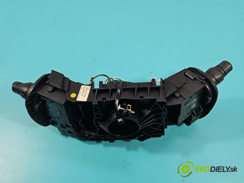 Renault Scenic II 2003-2009 2.0 16V 133 HP manual 98 kW 1998 cm3 5- prepínač komplex: 8200127726 (Prepínacie páčky pod volantom)