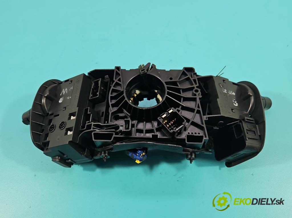 Renault Scenic II 2003-2009 2.0 16V 133 HP manual 98 kW 1998 cm3 5- prepínač komplex: 8200127726 (Prepínacie páčky pod volantom)