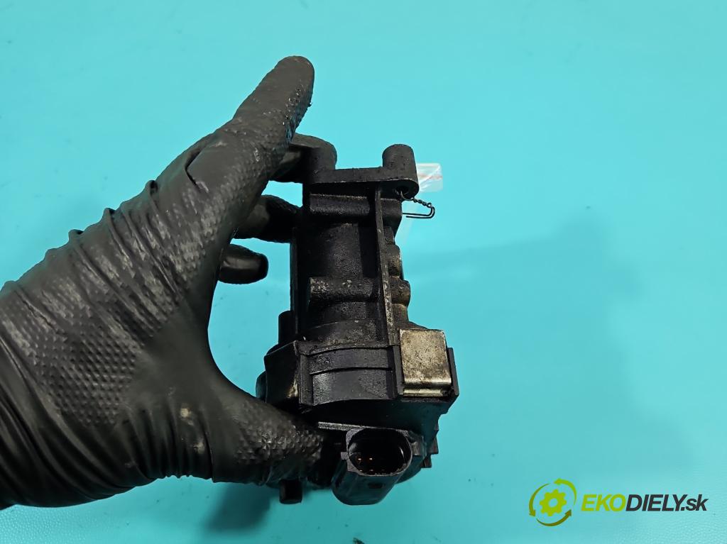 Renault Scenic II 2003-2009 2.0 16V 133 HP manual 98 kW 1998 cm3 5- Ovladač: klapky: kolektor TMS1 (Motorček ostatné)