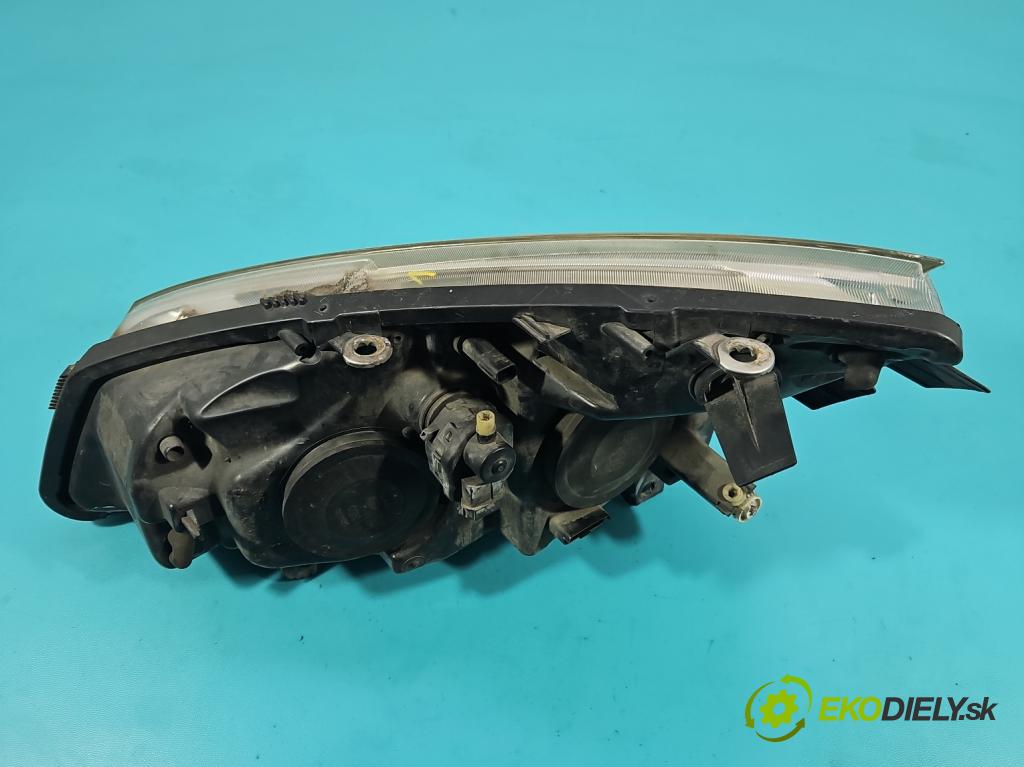 Renault Scenic II 2003-2009 2.0 16V 133 HP manual 98 kW 1998 cm3 5- Reflektor: pravý  (Svetlo predné pravé)