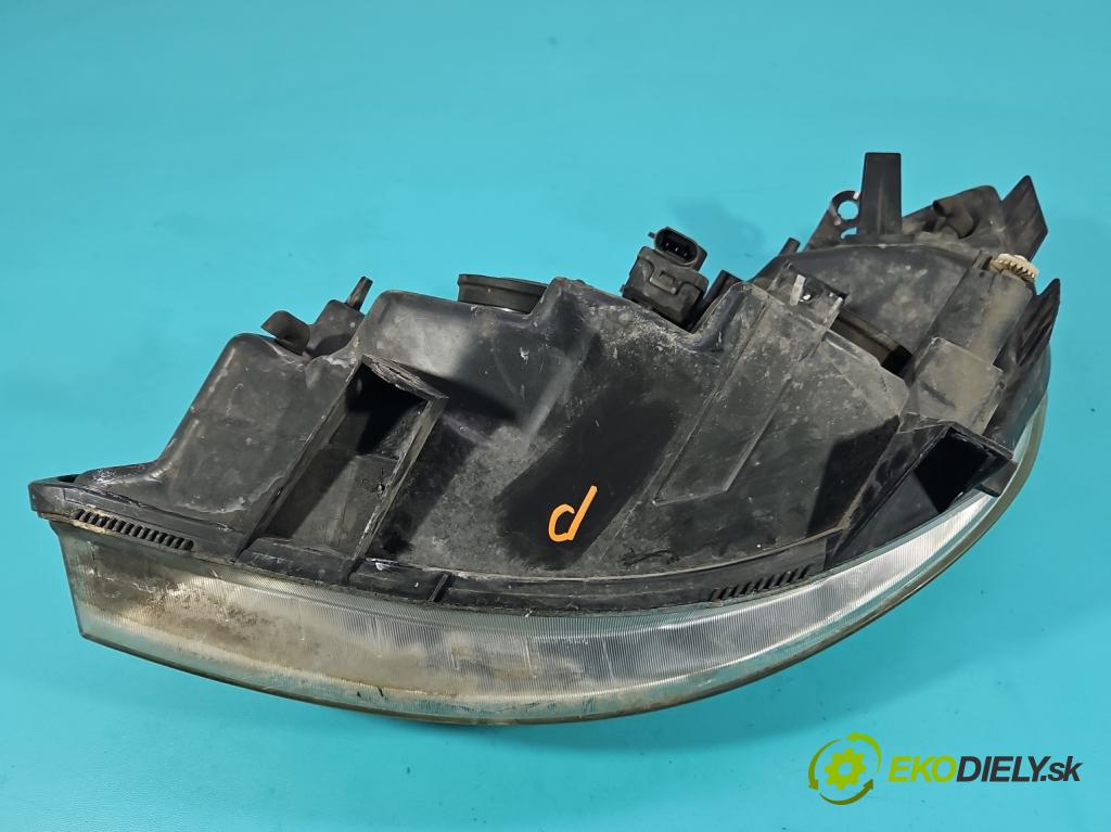 Renault Scenic II 2003-2009 2.0 16V 133 HP manual 98 kW 1998 cm3 5- Reflektor: pravý  (Svetlo predné pravé)