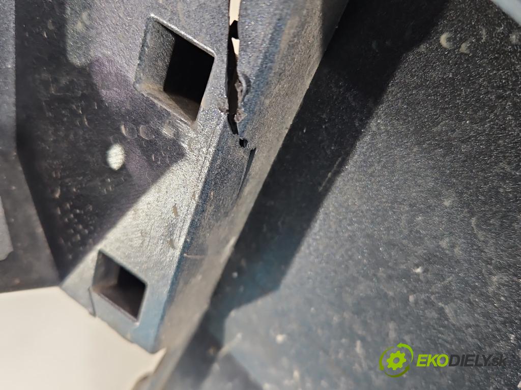 Renault Megane IV 2016-2024 1.3 Tce 140 HP manual 103 kW 1332 cm3 4- blatník predné pravý 631005296R (Kľučka dverí ostatné)