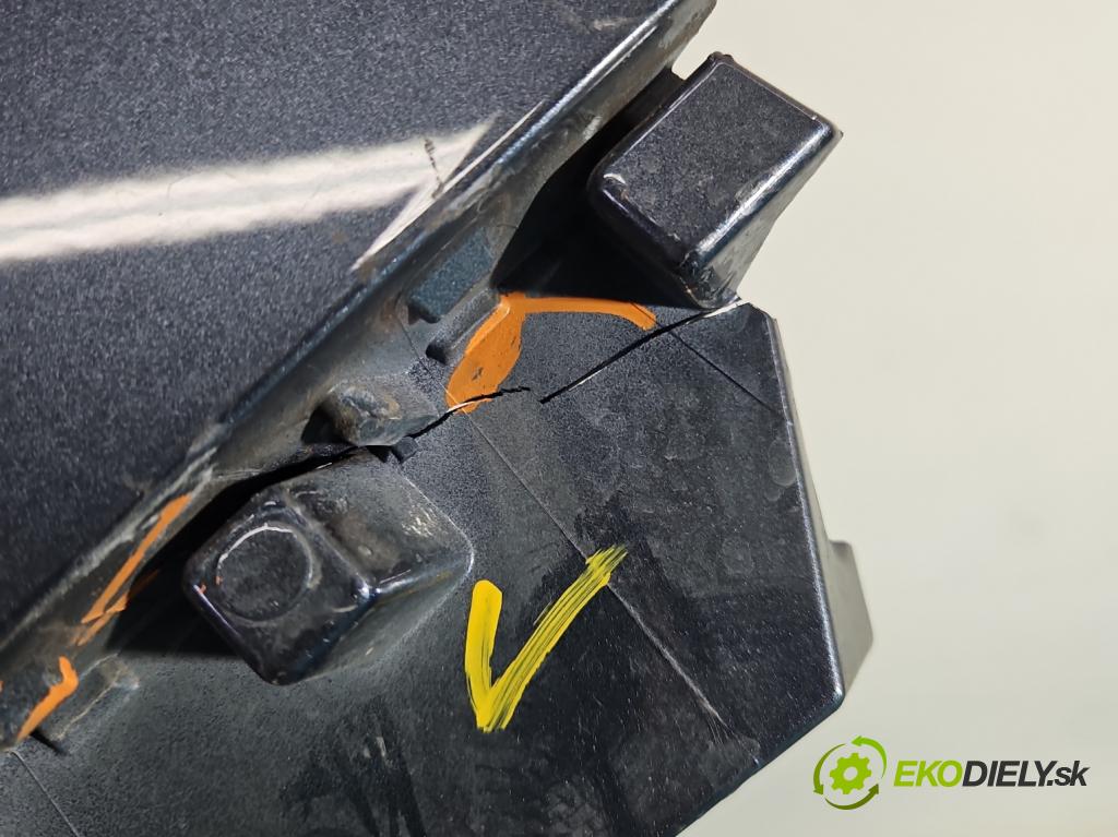 Renault Megane IV 2016-2024 1.3 Tce 140 HP manual 103 kW 1332 cm3 4- blatník predné pravý 631005296R (Kľučka dverí ostatné)