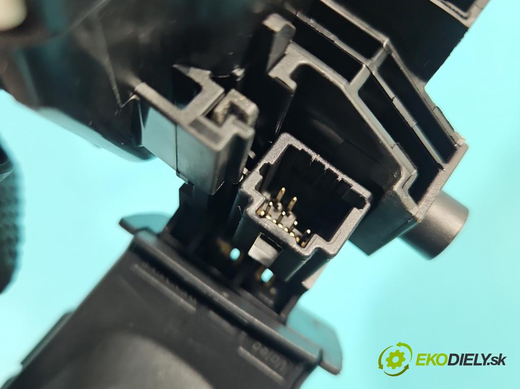 Renault Megane IV 2016-2024 1.3 Tce 140 HP manual 103 kW 1332 cm3 4- prepínač komplex: 255678134R (Prepínacie páčky pod volantom)