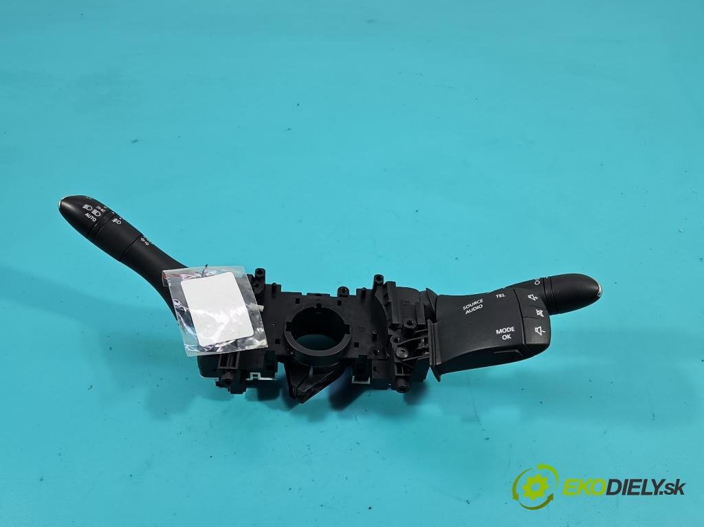 Renault Megane IV 2016-2024 1.3 Tce 140 HP manual 103 kW 1332 cm3 4- prepínač komplex: 255678134R (Prepínacie páčky pod volantom)