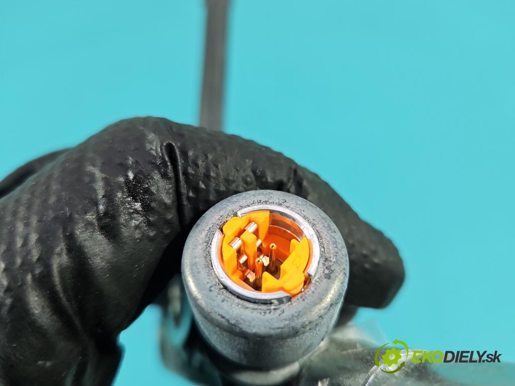 Renault Megane IV 2016-2024 1.3 Tce 140 HP manual 103 kW 1332 cm3 4- pas bezpečnosť: predné ľavý 878176089R