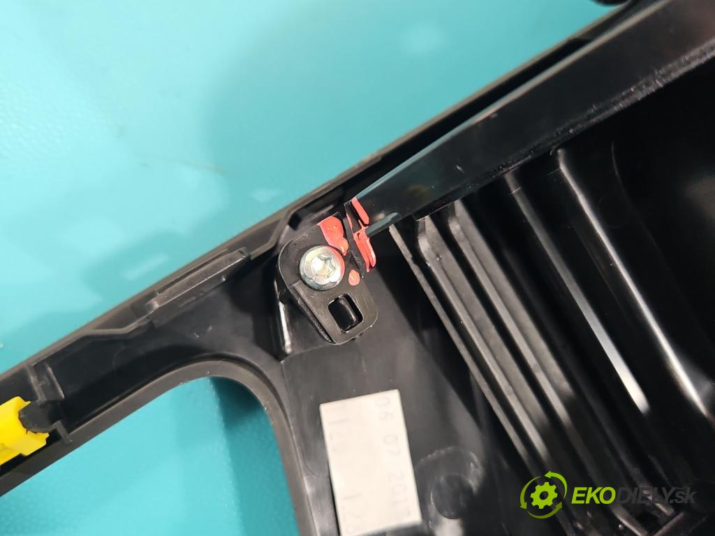 Renault Megane IV 2016-2024 1.3 Tce 140 HP manual 103 kW 1332 cm3 4- Rukojeť: na nápoje: 969121990R (Držiak (úchyt) na nápoje)