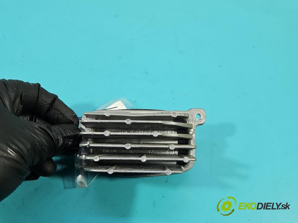 Renault Megane IV 2016-2024 1.3 Tce 140 HP manual 103 kW 1332 cm3 4- modul lampy: B010342-3