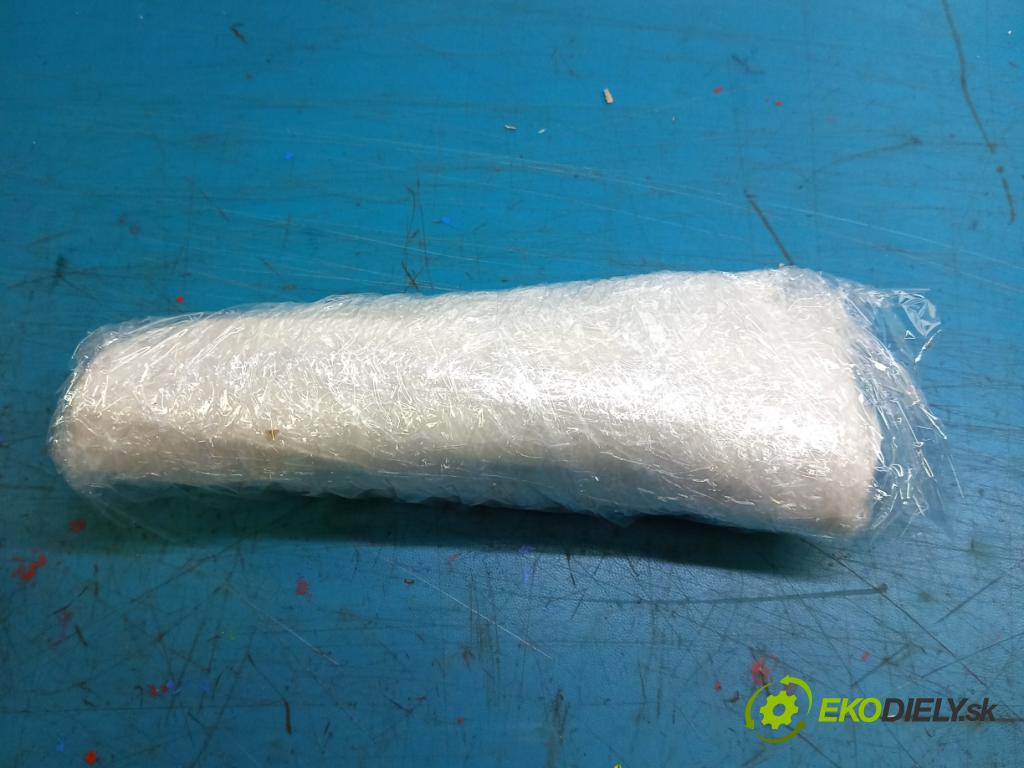 Renault Megane IV 2016-2024 1.3 Tce 140 HP manual 103 kW 1332 cm3 4- dvere zadné ľavé  (Kľučka dverí ostatné)