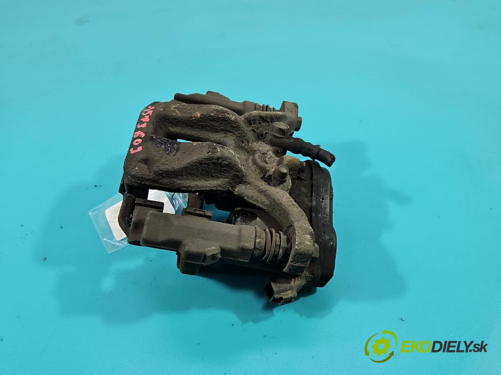 Toyota Corolla E21 2019- 1.8 16V 98 HP automatic 72 kW 1798 cm3 4- brzdič zadné pravý  (Kľučka dverí ostatné)