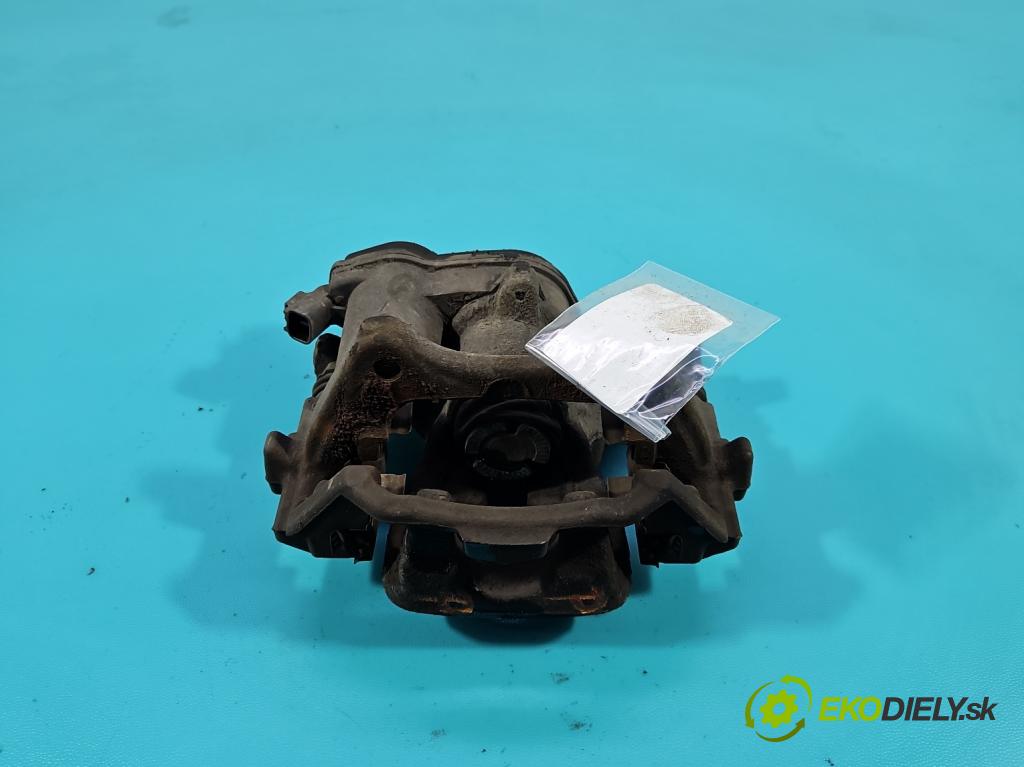 Toyota Corolla E21 2019- 1.8 16V 98 HP automatic 72 kW 1798 cm3 4- brzdič zadné pravý  (Kľučka dverí ostatné)
