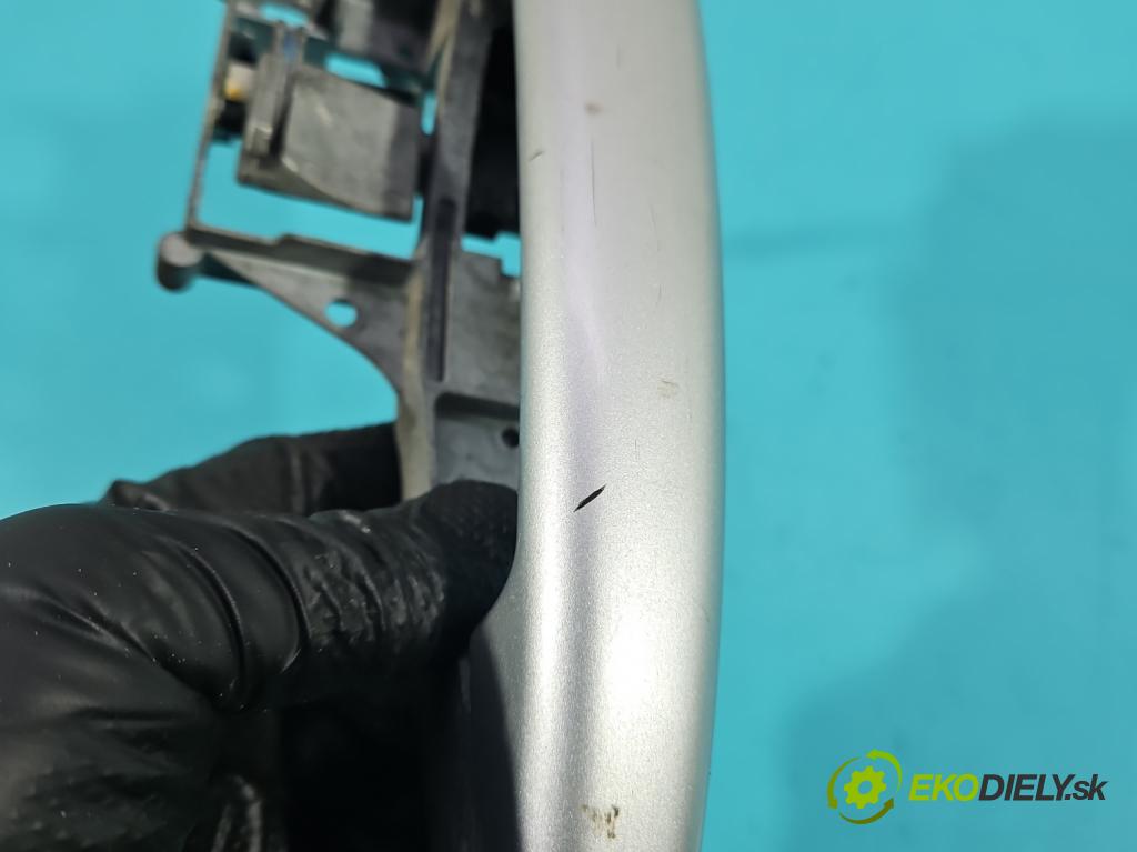 Citroen Berlingo II 2008-2018 1.6 hdi 90 hp manual 66,2 kW 1560 cm3 5- klika přední levé  (Vnější přední levá klika dveří)