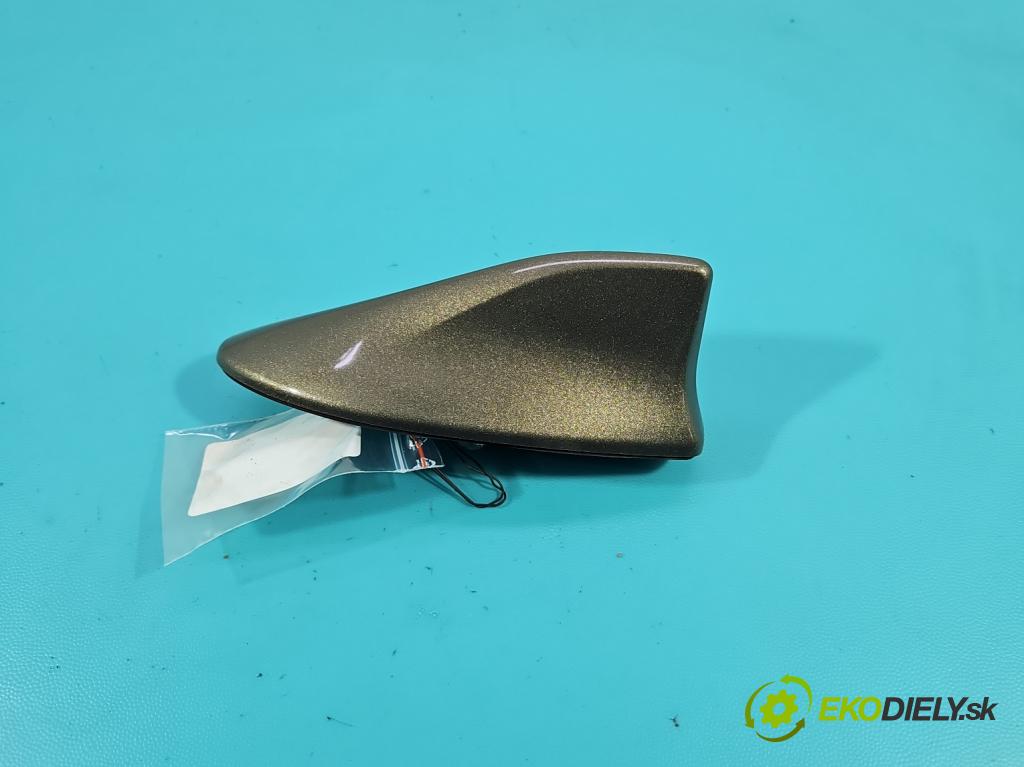Toyota Corolla E21 2019- 1.8 16V 98 HP automatic 72 kW 1798 cm3 4- Antena