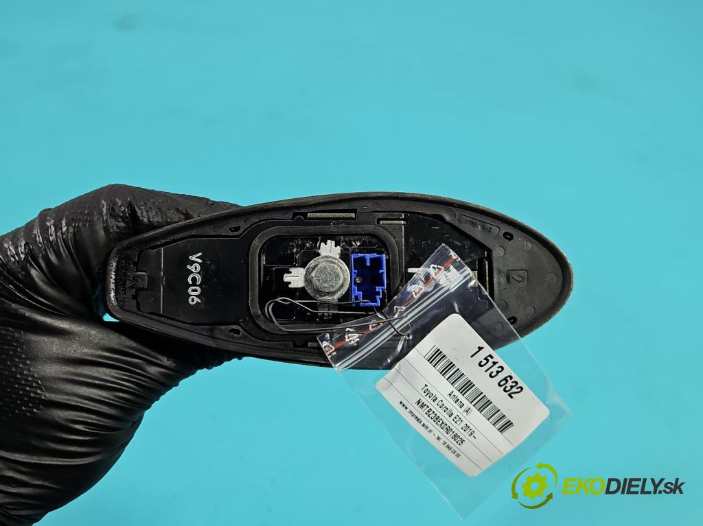 Toyota Corolla E21 2019- 1.8 16V 98 HP automatic 72 kW 1798 cm3 4- Antena