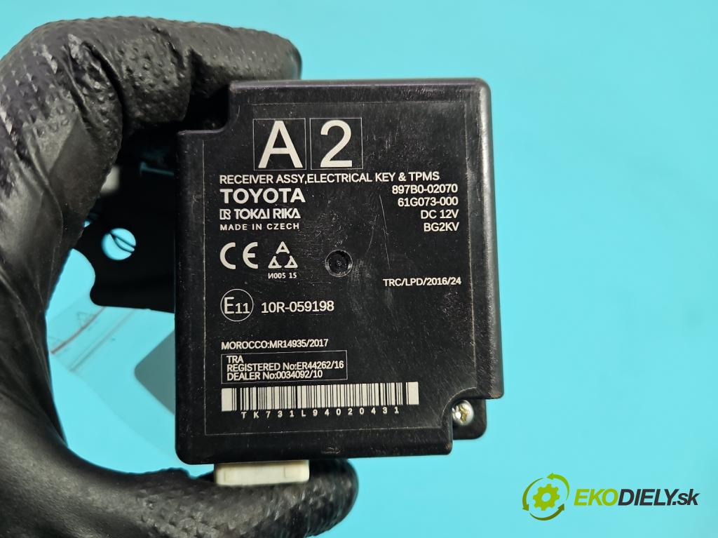 Toyota Corolla E21 2019- 1.8 16V 98 HP automatic 72 kW 1798 cm3 4- riadiaca jednotka ostatné 897B0-02070