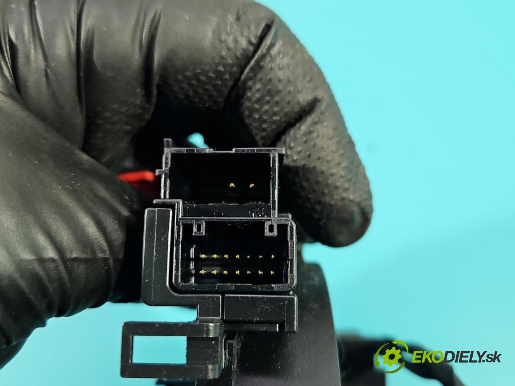 Toyota Corolla E21 2019- 1.8 16V 98 hp automatic 72 kW 1798 cm3 4- Páska: airbag  (Airbag)