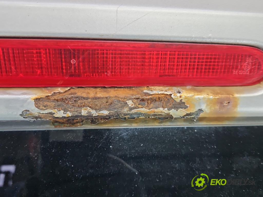 Citroen Berlingo II 2008-2018 1.6 hdi 90 HP manual 66,2 kW 1560 cm3 5- zadna kufor  (Kapota zadná (kufor))