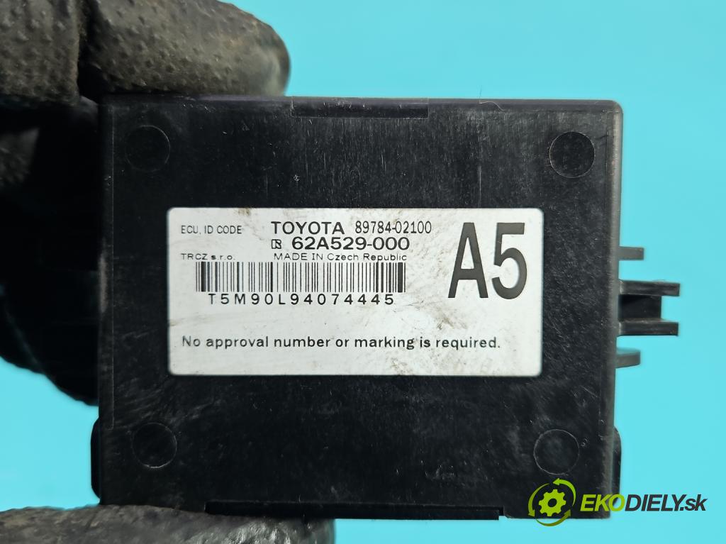 Toyota Corolla E21 2019- 1.8 16V 98 HP automatic 72 kW 1798 cm3 4- riadiaca jednotka ostatné 89784-02100