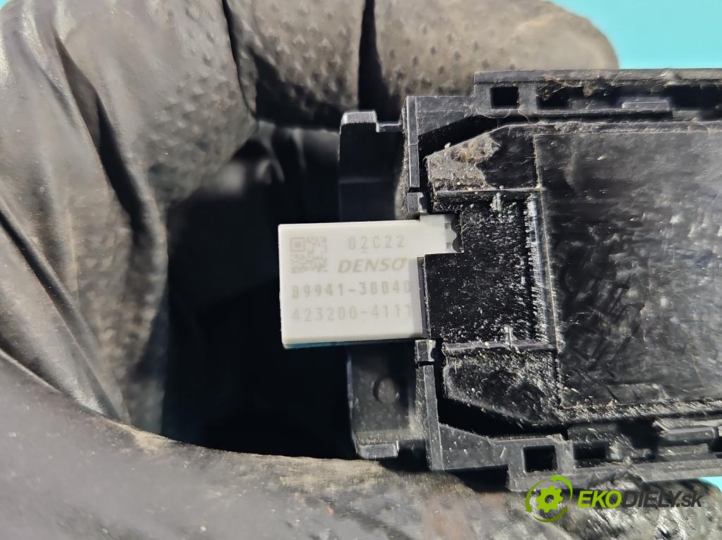 Toyota Corolla E21 2019- 1.8 16V 98 HP automatic 72 kW 1798 cm3 4- snímač déšť: 89941-30040 (Snímač dažďa)