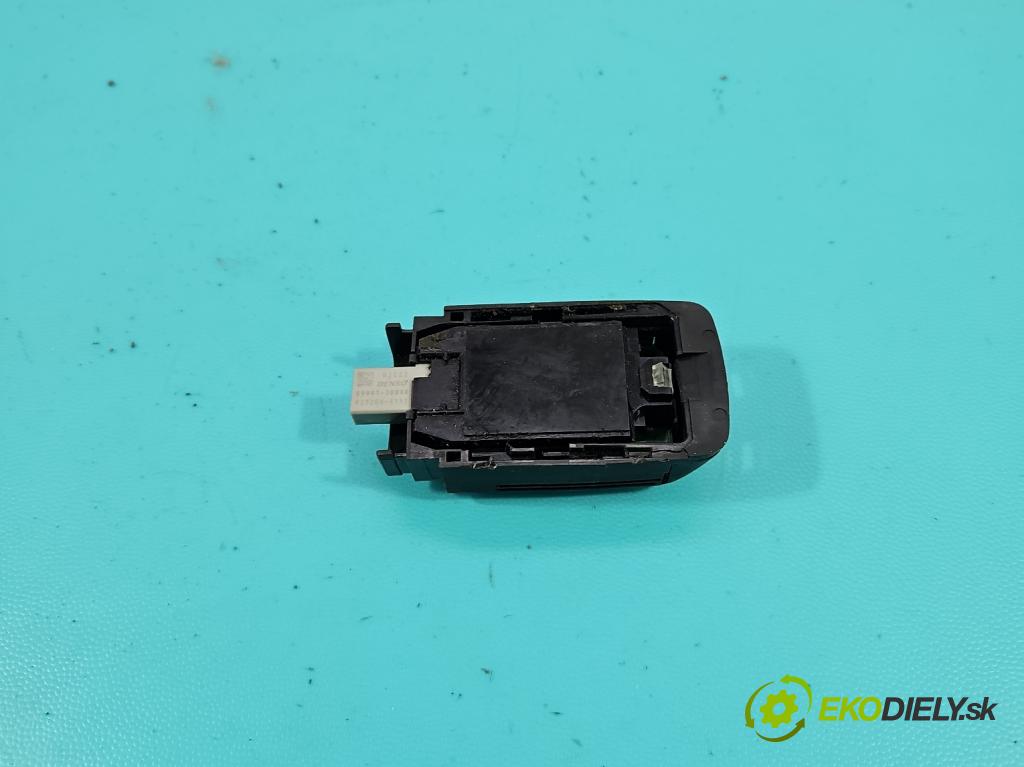 Toyota Corolla E21 2019- 1.8 16V 98 HP automatic 72 kW 1798 cm3 4- snímač déšť: 89941-30040 (Snímač dažďa)