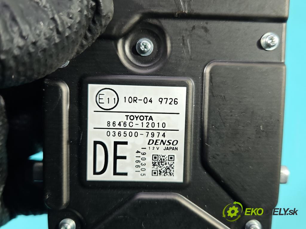 Toyota Corolla E21 2019- 1.8 16V 98 HP automatic 72 kW 1798 cm3 4- Kamera predné 8646C-12010