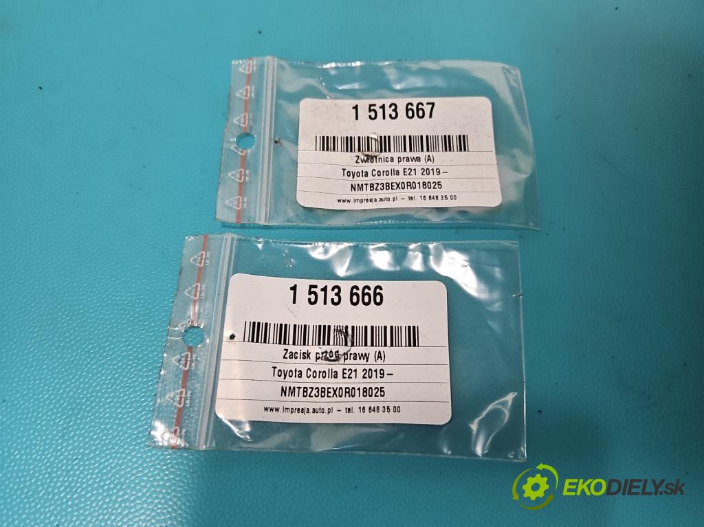 Toyota Corolla E21 2019- 1.8 16V 98 HP automatic 72 kW 1798 cm3 4- náboj pravé  (Náboj kolesa)