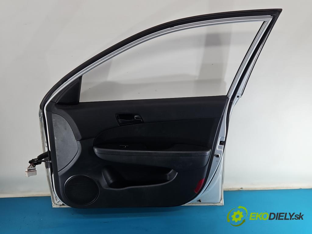 Hyundai I30 I 2007-2012 1.4 16V 109 HP manual 80,2 kW 1396 cm3 5- dvere predné pravé  (Kľučka dverí ostatné)