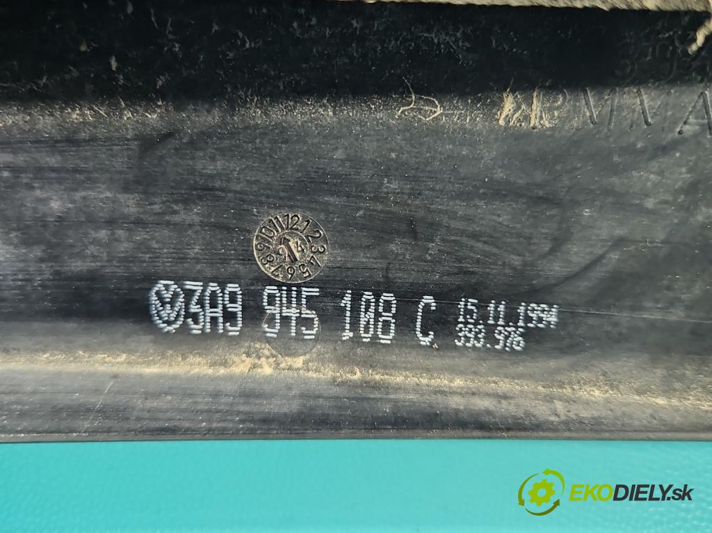 Vw Passat B4 1993-1997 1.8 90 hp manual 66 kW 1781 cm3 5- světlo zadní pravé  (Klika dveří ostatní)
