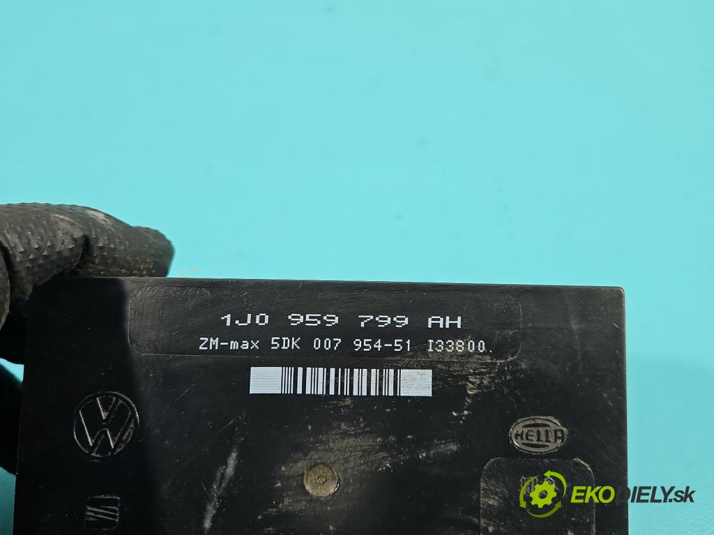 Seat Leon I 1999-2005 1.9 tdi 110 HP manual 81 kW 1896 cm3 5- riadiaca jednotka komfortu 1J0959799AH