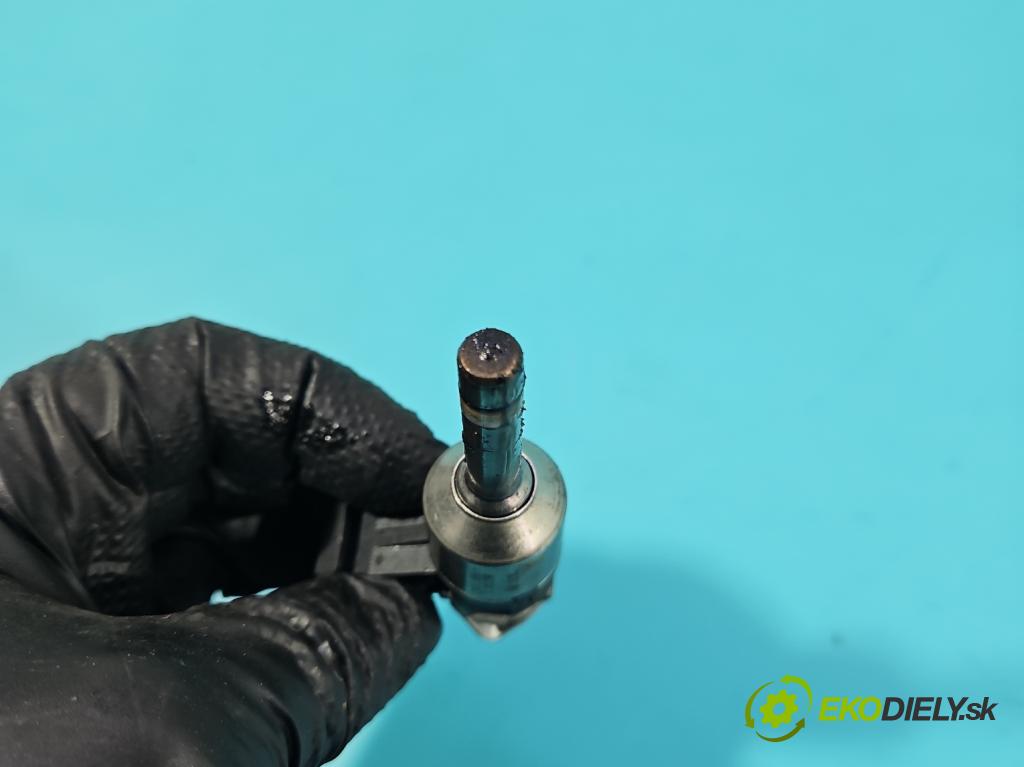 Skoda Yeti 2009-2017 1.2 TSI 105 hp manual 77 kW 1197 cm3 5- vstřikovač 03F906036B (Vstřikovač paliva)