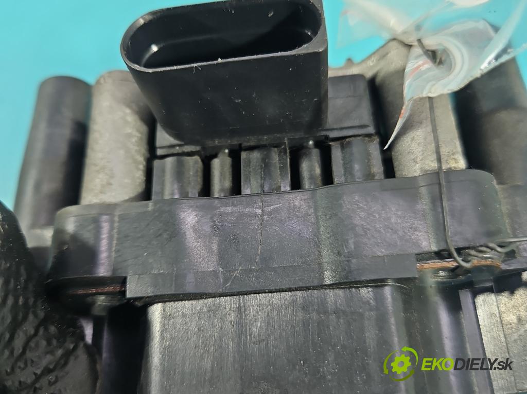 Skoda Yeti 2009-2017 1.2 TSI 105 HP manual 77 kW 1197 cm3 5- cievka zapaľovacia 032905105E (Zapaľovacia cievka)